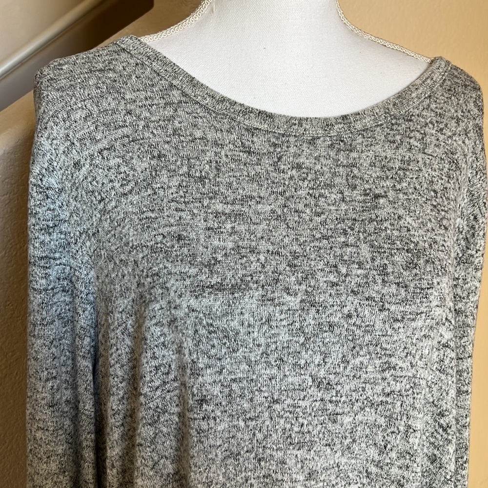 Torrid criss cross back sweater - Picture 2 of 6